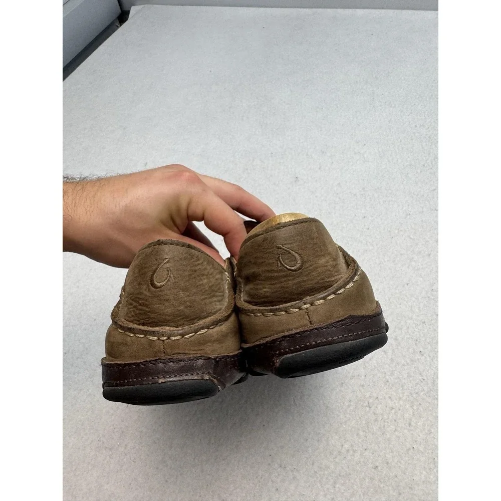 OluKai Moloa Shoes Mens Size 10 Brown Leather Slip On Comfort Loafers Moc